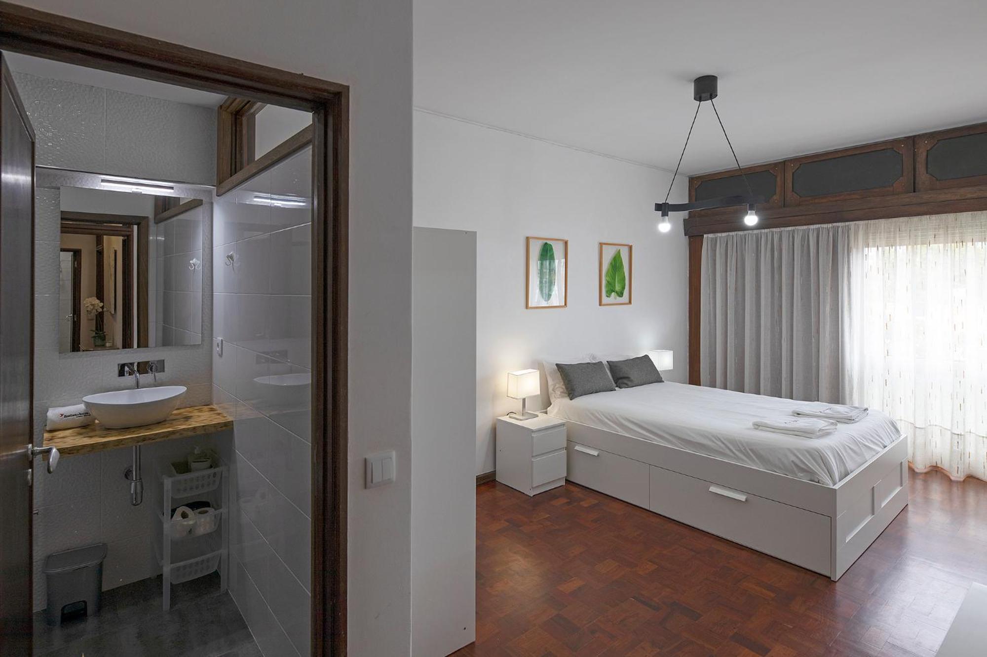 Flh Porto Spacious Apartment With Balcony Εξωτερικό φωτογραφία